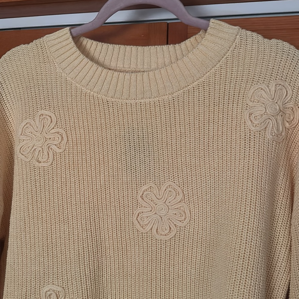 Laura Ashley Knit Flower Sweater - Picture 4 of 5